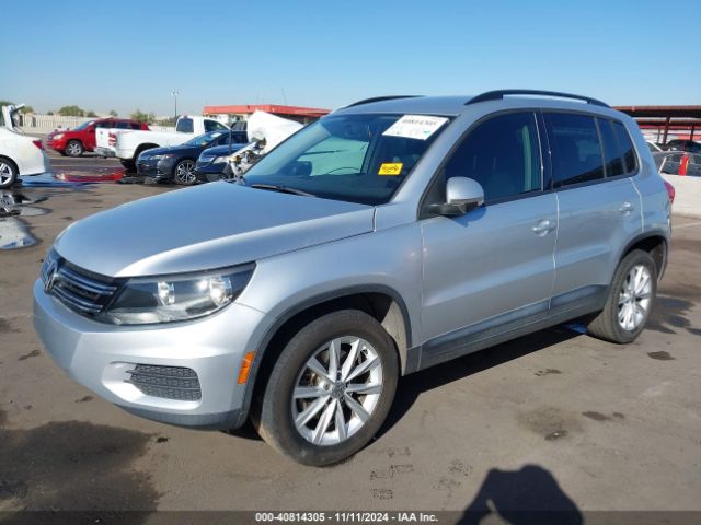 Photo 1 VIN: WVGAV7AX4JK001373 - VOLKSWAGEN TIGUAN LIMITED 