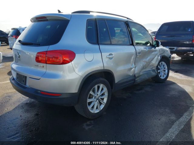 Photo 3 VIN: WVGAV7AX4JK001373 - VOLKSWAGEN TIGUAN LIMITED 