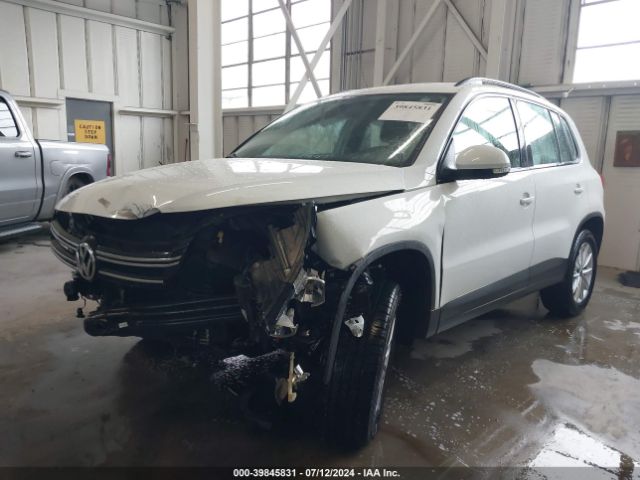 Photo 1 VIN: WVGAV7AX4JK003611 - VOLKSWAGEN TIGUAN LIMITED 