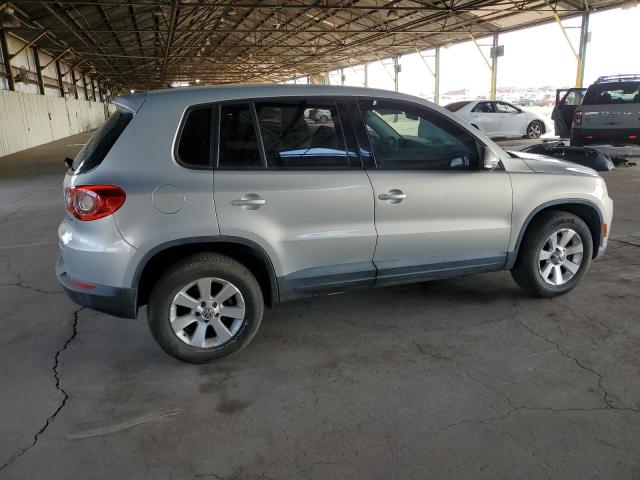 Photo 2 VIN: WVGAV7AX5AW532350 - VOLKSWAGEN TIGUAN 