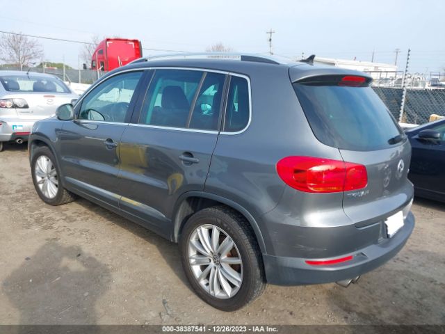 Photo 2 VIN: WVGAV7AX5CW006058 - VOLKSWAGEN TIGUAN 