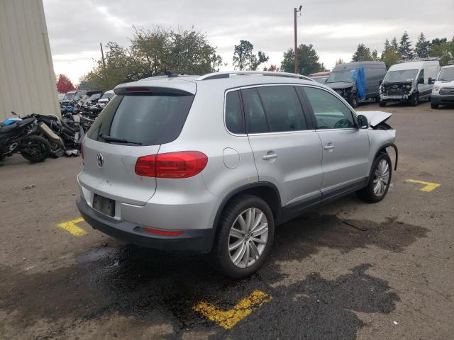 Photo 3 VIN: WVGAV7AX5CW532366 - VOLKSWAGEN TIGUAN S 