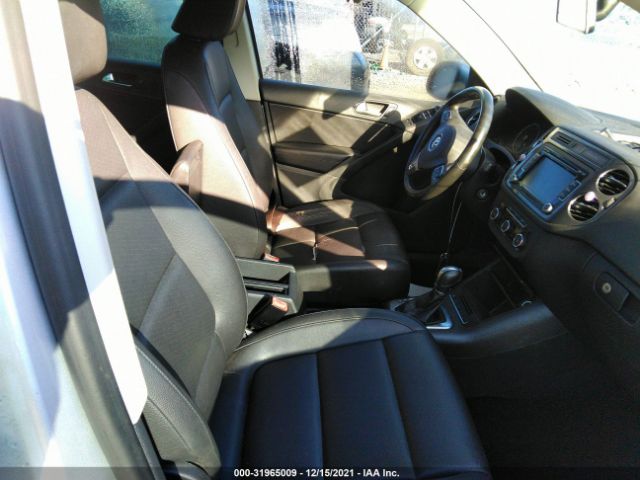 Photo 4 VIN: WVGAV7AX5CW532528 - VOLKSWAGEN TIGUAN 