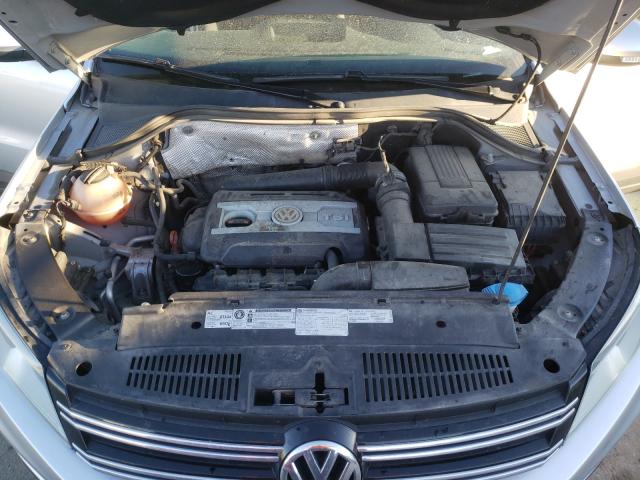 Photo 6 VIN: WVGAV7AX5DW538198 - VOLKSWAGEN TIGUAN S 