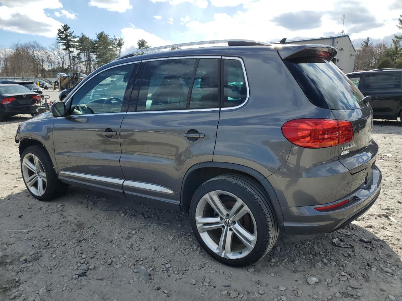 Photo 1 VIN: WVGAV7AX5GW053807 - VOLKSWAGEN TIGUAN 