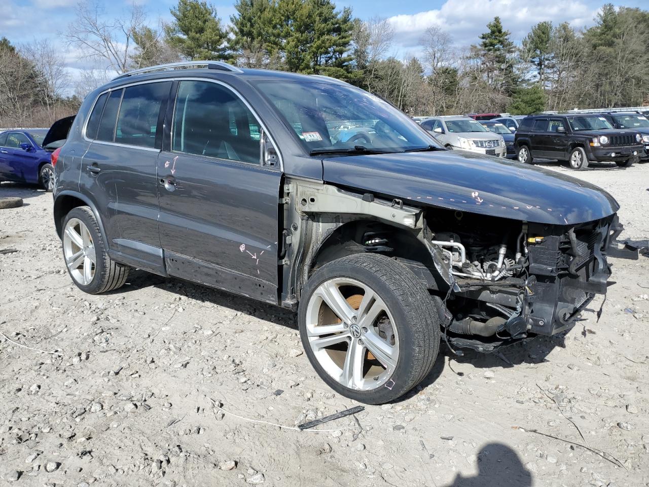 Photo 3 VIN: WVGAV7AX5GW053807 - VOLKSWAGEN TIGUAN 