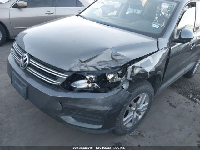 Photo 5 VIN: WVGAV7AX5GW514438 - VOLKSWAGEN TIGUAN 