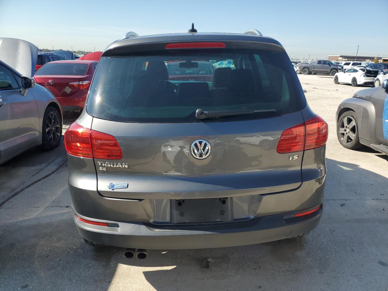 Photo 5 VIN: WVGAV7AX5GW576664 - VOLKSWAGEN TIGUAN 