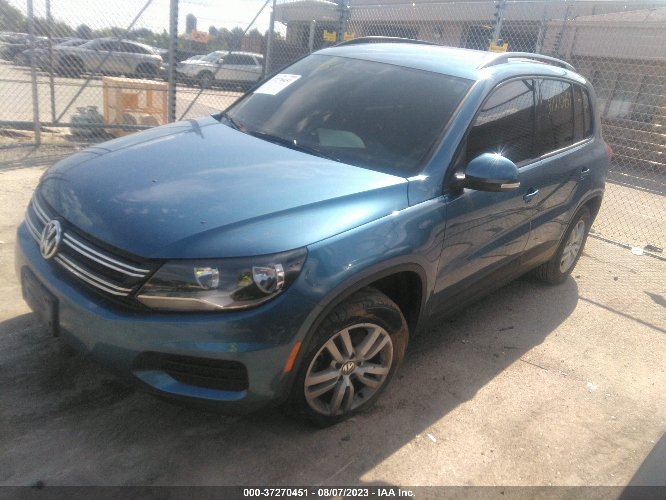 Photo 1 VIN: WVGAV7AX5HW510679 - VOLKSWAGEN TIGUAN 