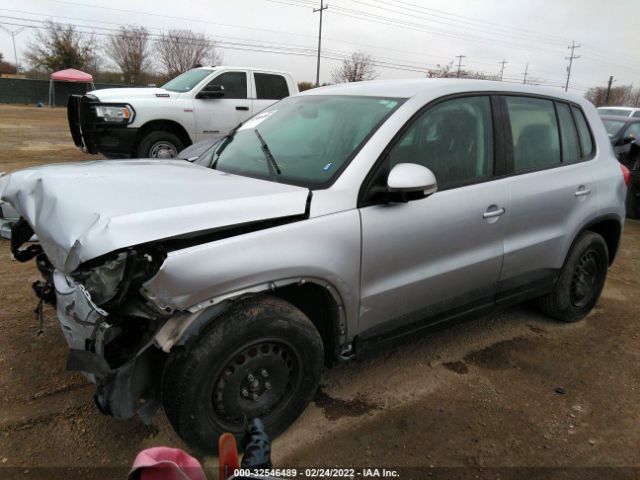 Photo 1 VIN: WVGAV7AX5JK003746 - VOLKSWAGEN TIGUAN LIMITED 