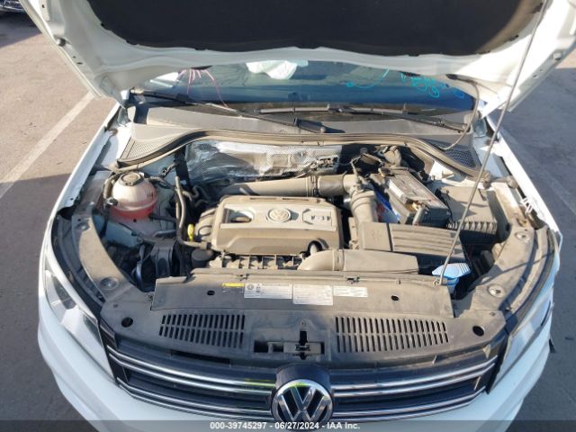 Photo 9 VIN: WVGAV7AX5JK004928 - VOLKSWAGEN TIGUAN LIMITED 