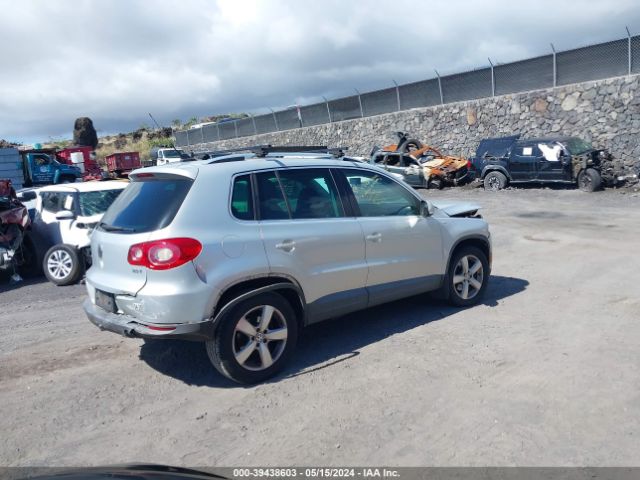 Photo 3 VIN: WVGAV7AX6AW521647 - VOLKSWAGEN TIGUAN 