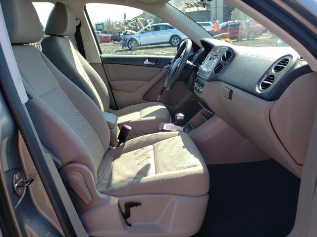 Photo 4 VIN: WVGAV7AX6AW526637 - VOLKSWAGEN TIGUAN S 