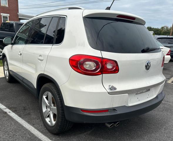 Photo 2 VIN: WVGAV7AX6AW531689 - VOLKSWAGEN TIGUAN 