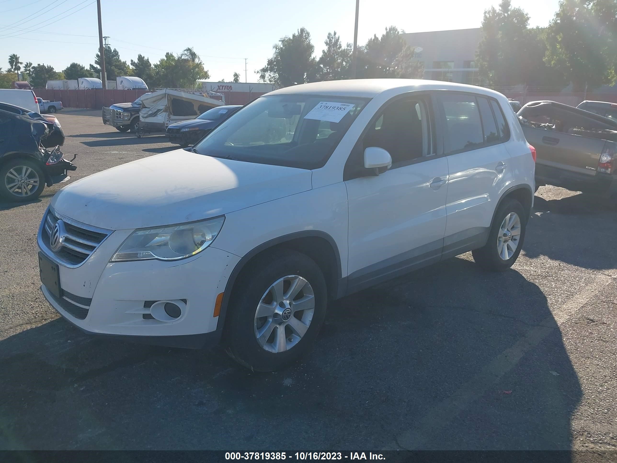 Photo 1 VIN: WVGAV7AX6AW534429 - VOLKSWAGEN TIGUAN 