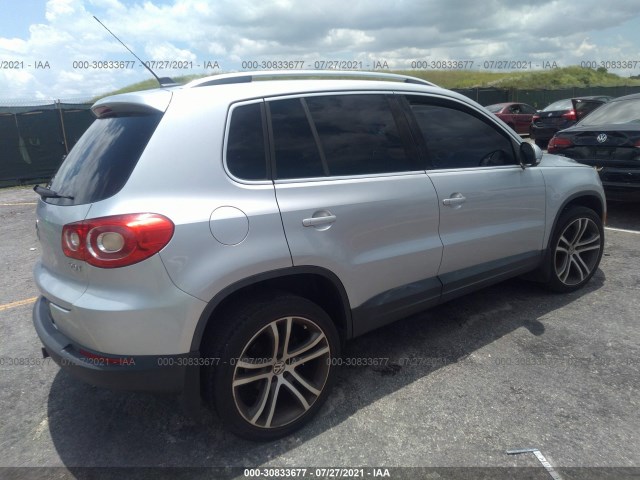 Photo 3 VIN: WVGAV7AX6BW564600 - VOLKSWAGEN TIGUAN 