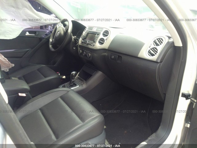 Photo 4 VIN: WVGAV7AX6BW564600 - VOLKSWAGEN TIGUAN 