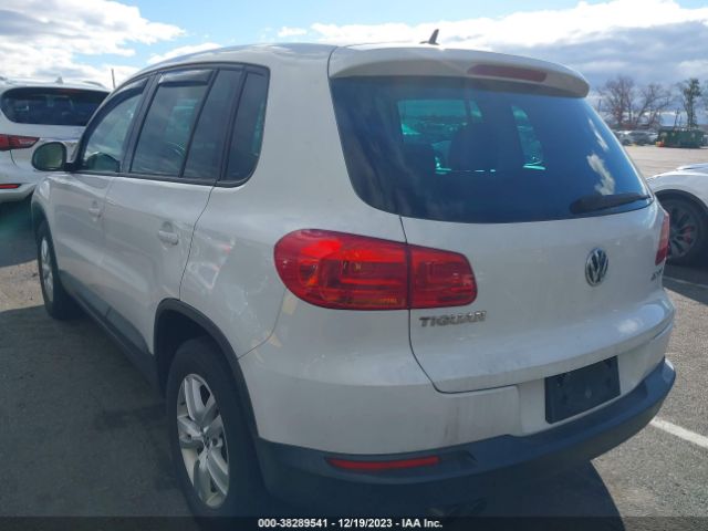 Photo 2 VIN: WVGAV7AX6CW586694 - VOLKSWAGEN TIGUAN 