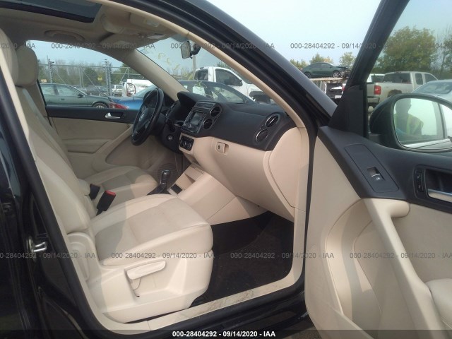 Photo 4 VIN: WVGAV7AX6CW611223 - VOLKSWAGEN TIGUAN 