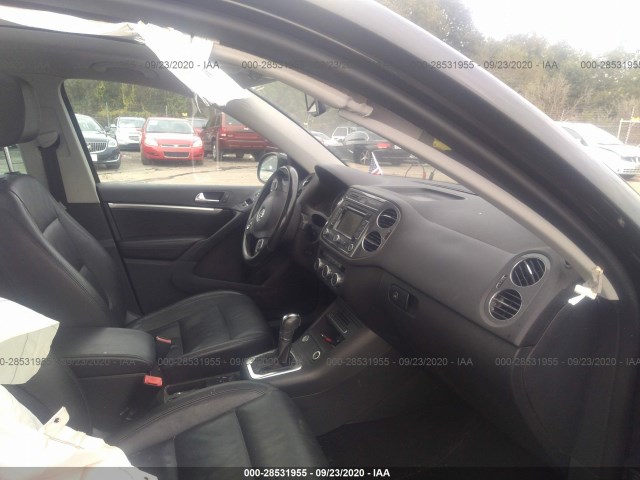 Photo 4 VIN: WVGAV7AX6DW522737 - VOLKSWAGEN TIGUAN 