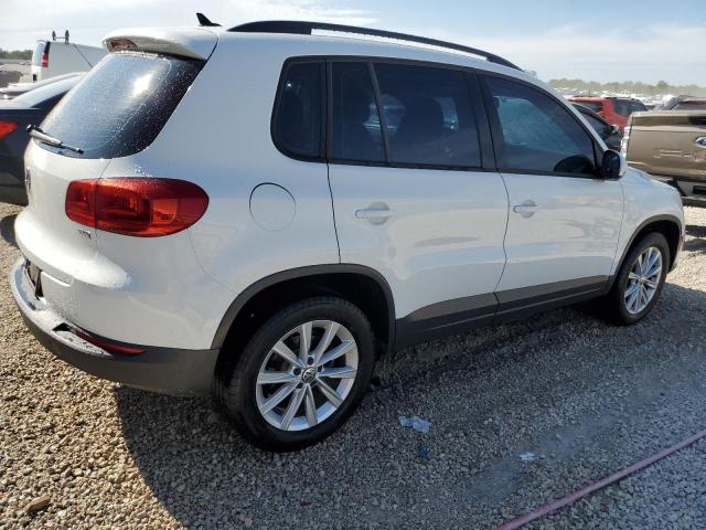 Photo 2 VIN: WVGAV7AX6HK044168 - VOLKSWAGEN TIGUAN 