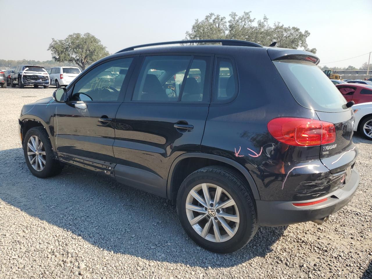 Photo 1 VIN: WVGAV7AX6JK003044 - VOLKSWAGEN TIGUAN 