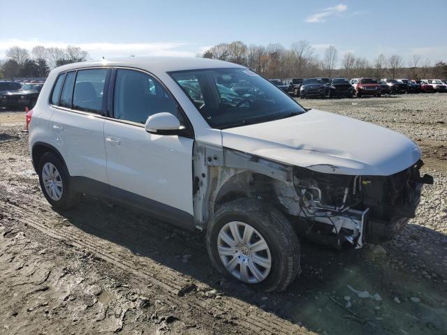 Photo 3 VIN: WVGAV7AX6JK003349 - VOLKSWAGEN TIGUAN 