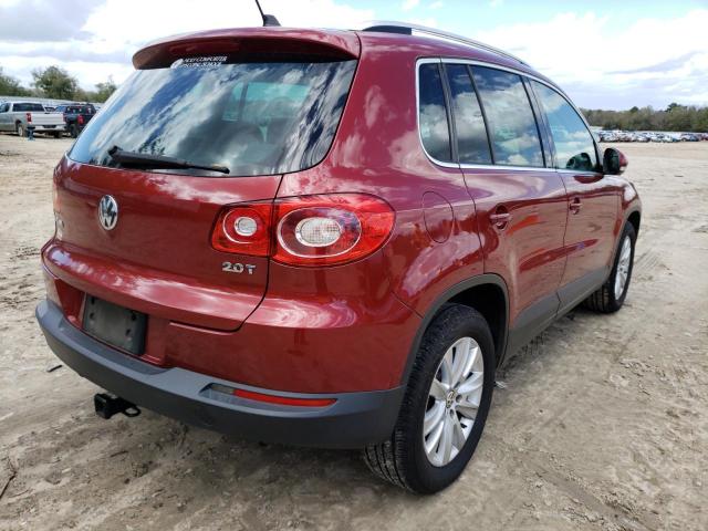 Photo 3 VIN: WVGAV7AX7AW000999 - VOLKSWAGEN TIGUAN S 