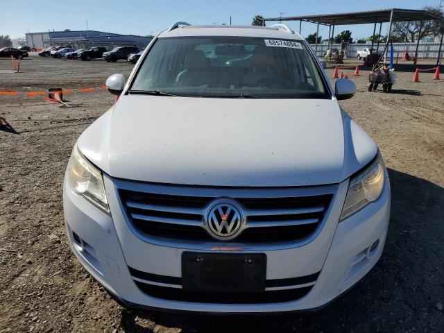 Photo 4 VIN: WVGAV7AX7AW001120 - VOLKSWAGEN TIGUAN S 