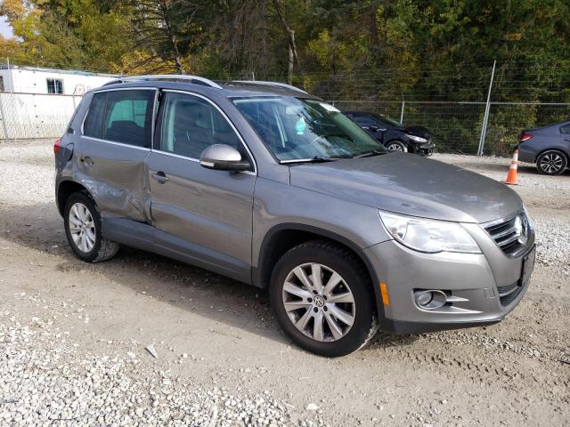 Photo 3 VIN: WVGAV7AX7AW508602 - VOLKSWAGEN TIGUAN S 