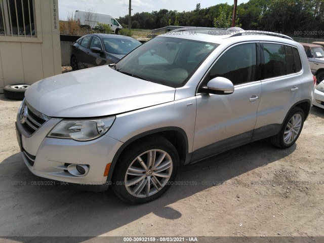 Photo 1 VIN: WVGAV7AX7AW513296 - VOLKSWAGEN TIGUAN 