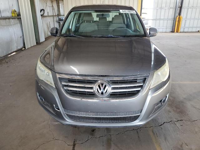 Photo 4 VIN: WVGAV7AX7AW513556 - VOLKSWAGEN TIGUAN 