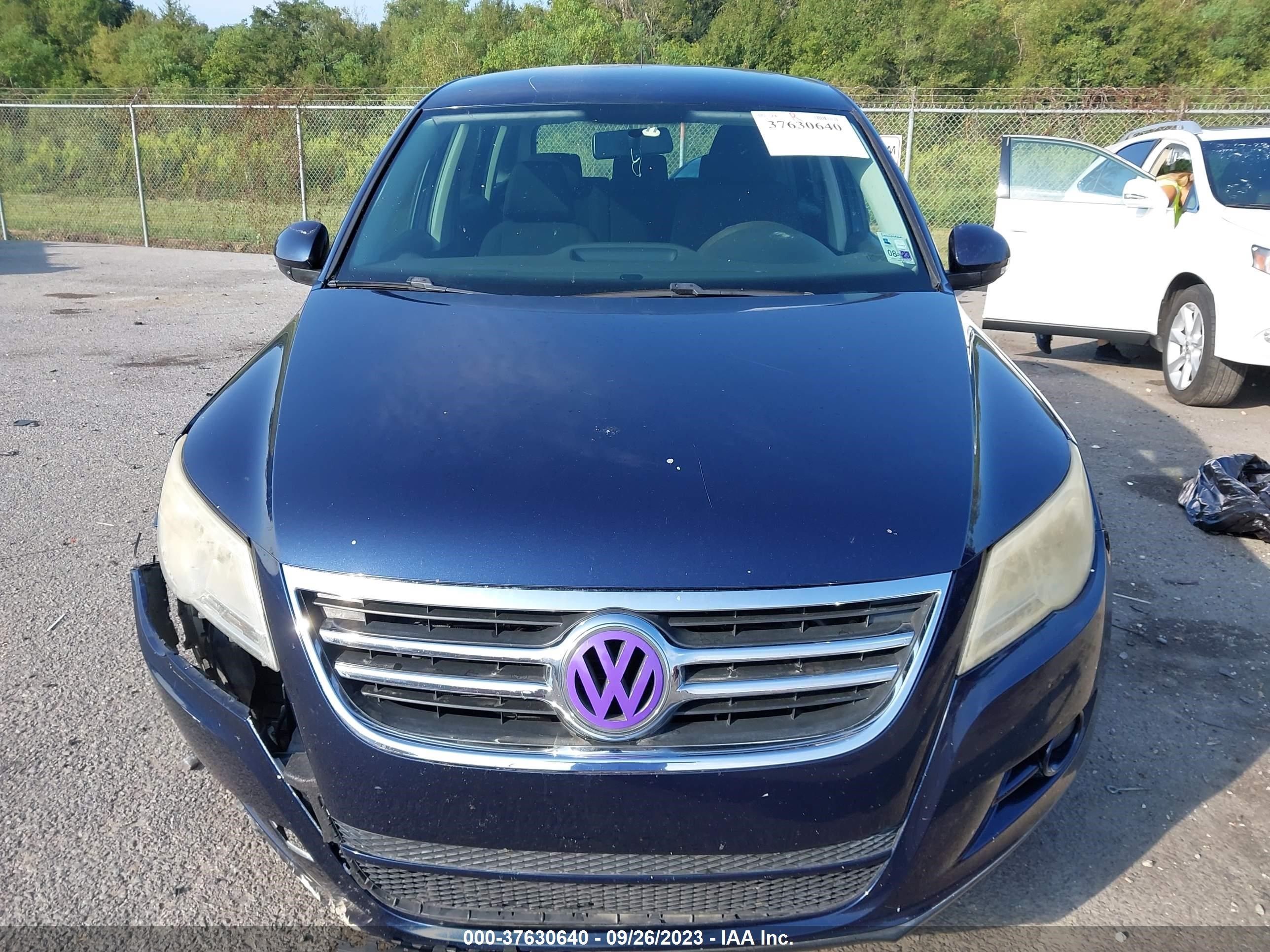 Photo 11 VIN: WVGAV7AX7BW501005 - VOLKSWAGEN TIGUAN 