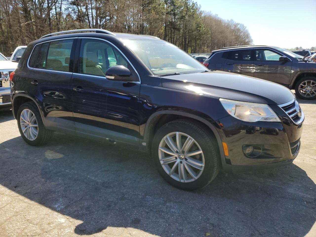 Photo 3 VIN: WVGAV7AX7BW547949 - VOLKSWAGEN TIGUAN 