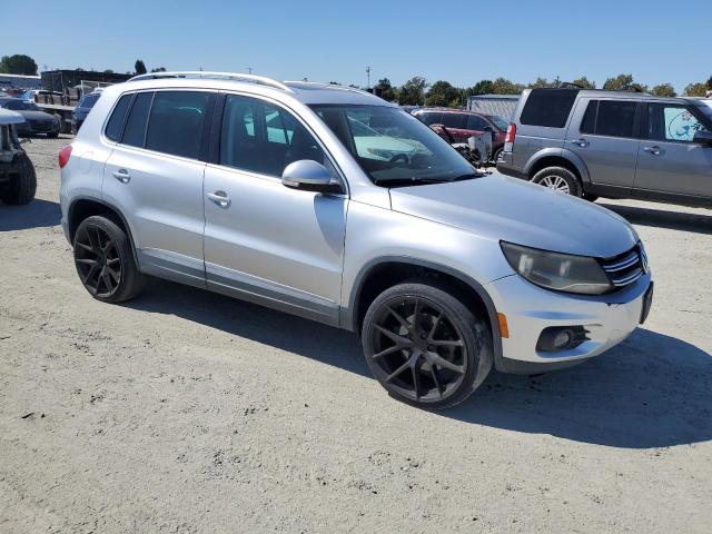 Photo 3 VIN: WVGAV7AX7CW538878 - VOLKSWAGEN TIGUAN S 