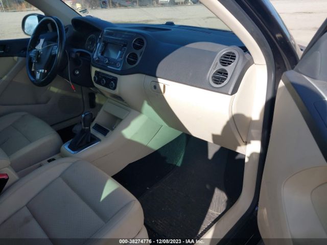 Photo 4 VIN: WVGAV7AX7CW565983 - VOLKSWAGEN TIGUAN 