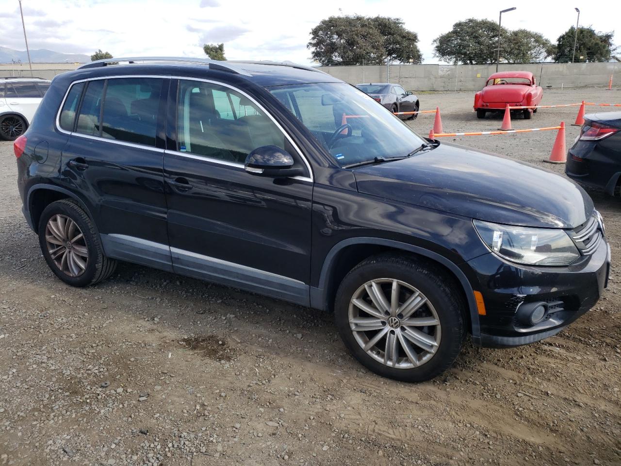 Photo 3 VIN: WVGAV7AX7DW555181 - VOLKSWAGEN TIGUAN 