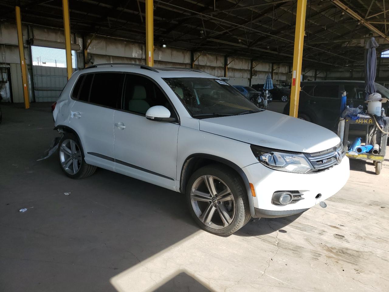 Photo 3 VIN: WVGAV7AX7FW029104 - VOLKSWAGEN TIGUAN 