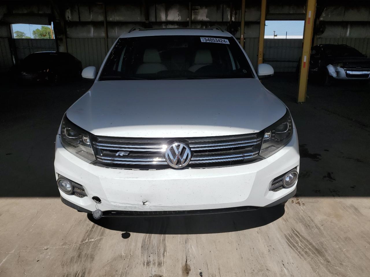 Photo 4 VIN: WVGAV7AX7FW029104 - VOLKSWAGEN TIGUAN 