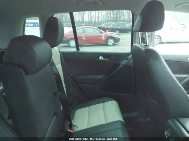 Photo 7 VIN: WVGAV7AX7GW556688 - VOLKSWAGEN TIGUAN 