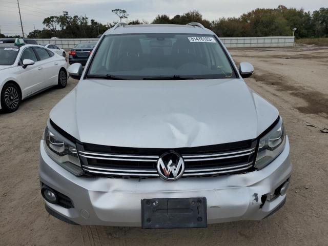 Photo 4 VIN: WVGAV7AX7GW562054 - VOLKSWAGEN TIGUAN 