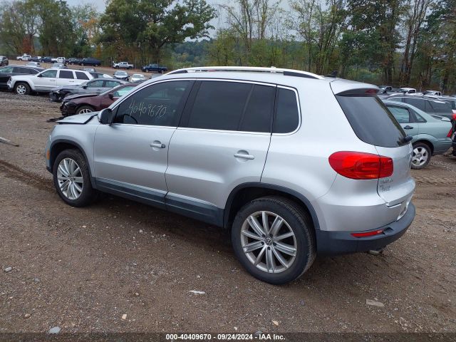 Photo 2 VIN: WVGAV7AX7GW577671 - VOLKSWAGEN TIGUAN 