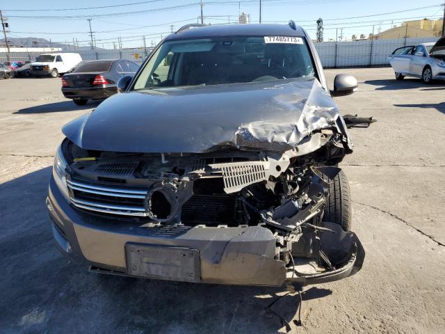 Photo 4 VIN: WVGAV7AX7HK029159 - VOLKSWAGEN TIGUAN 