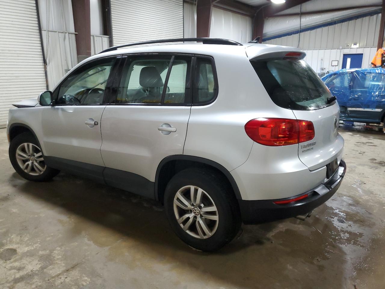 Photo 1 VIN: WVGAV7AX7HK038539 - VOLKSWAGEN TIGUAN 