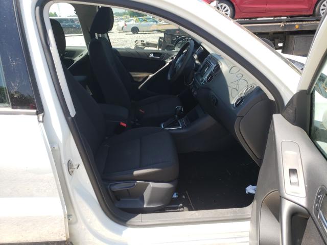 Photo 4 VIN: WVGAV7AX7HK050576 - VOLKSWAGEN TIGUAN 