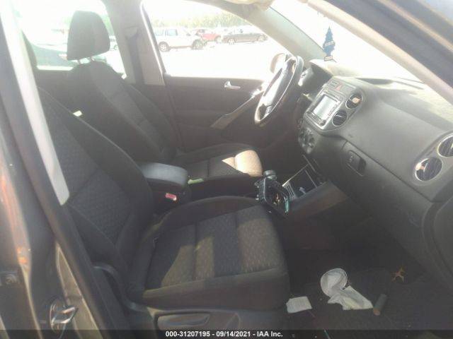 Photo 4 VIN: WVGAV7AX8AW500914 - VOLKSWAGEN TIGUAN 