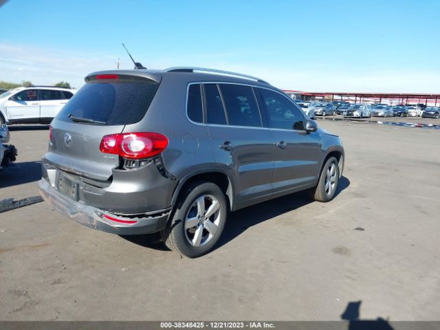 Photo 3 VIN: WVGAV7AX8AW516580 - VOLKSWAGEN TIGUAN 