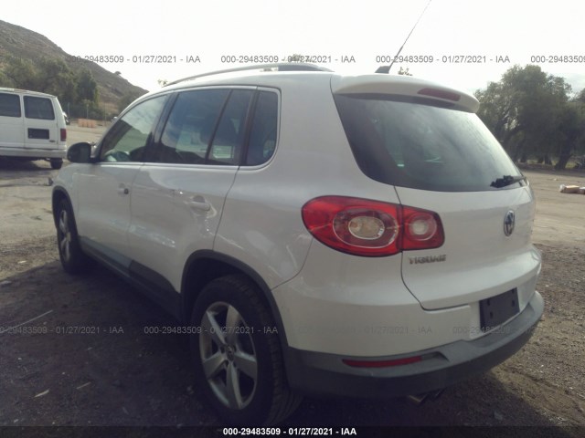 Photo 2 VIN: WVGAV7AX8AW525084 - VOLKSWAGEN TIGUAN 