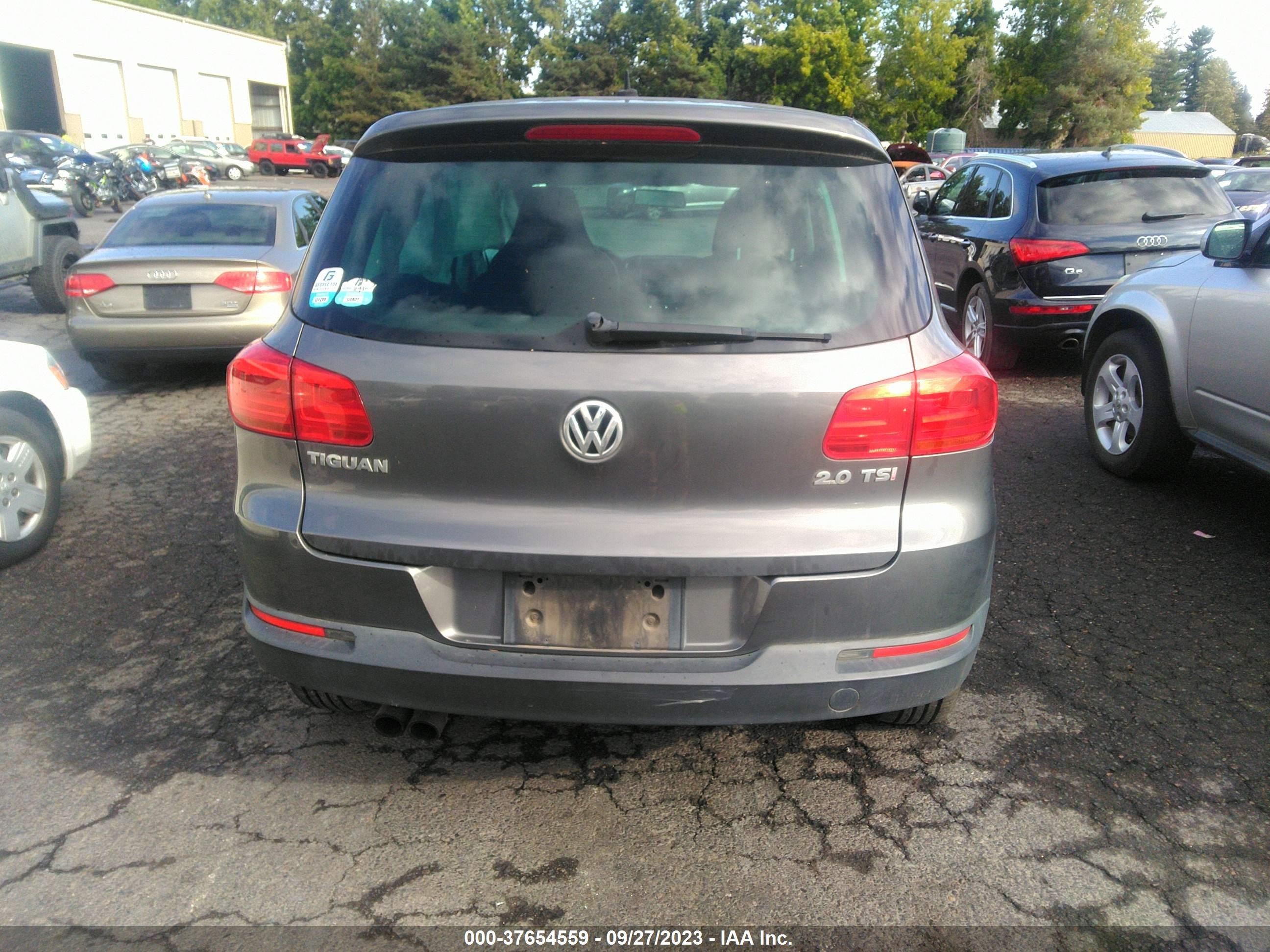 Photo 14 VIN: WVGAV7AX8CW097696 - VOLKSWAGEN TIGUAN 