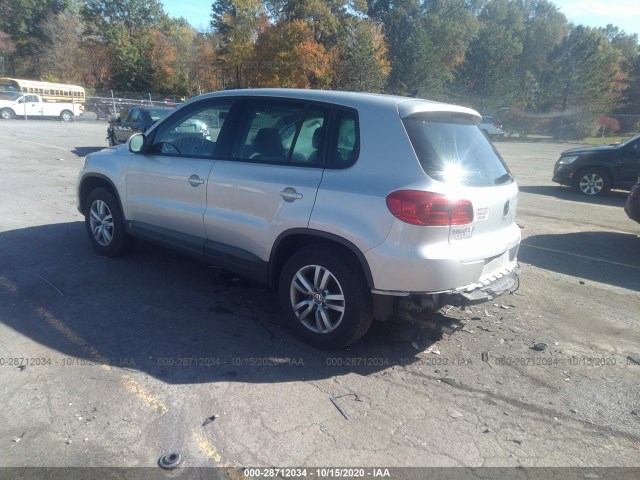 Photo 2 VIN: WVGAV7AX8CW545001 - VOLKSWAGEN TIGUAN 